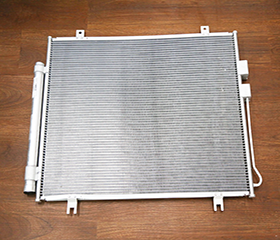 Aluminium Auto AC Condenser OE 23730221 Fit Chevrolet Baojun 530 CN202S Έκδοση Μέσης Ανατολής